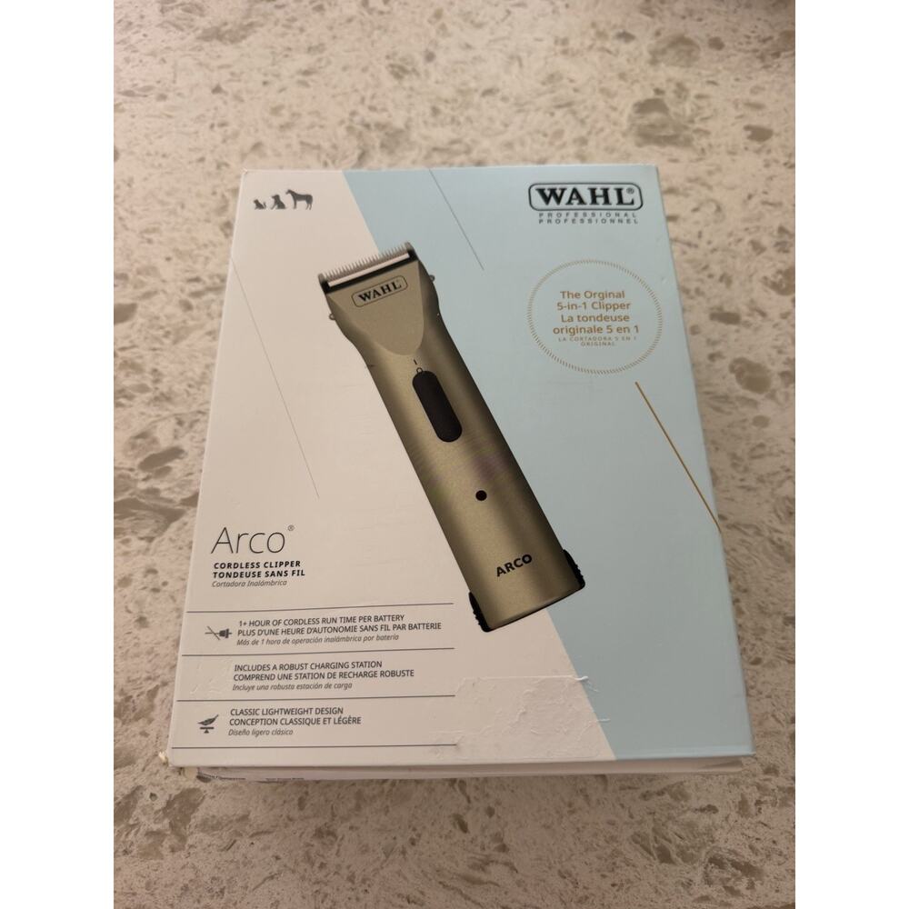 NEW Wahl Profesional Animal Arco Pet Hair Clipper 2 Batteries